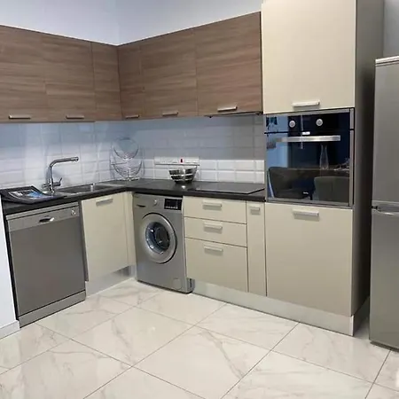 Cosmos Apartment Paralimni